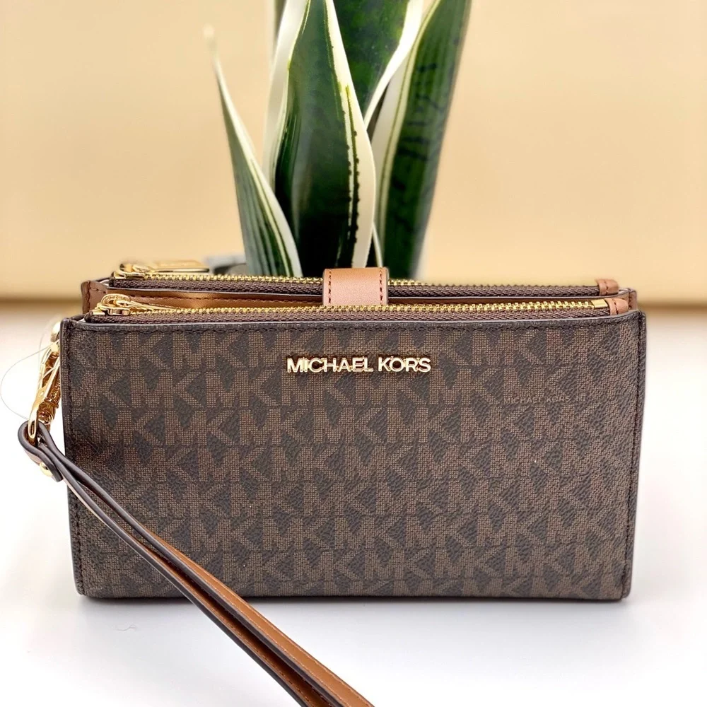 Michael Kors DoubleZip Wallet Wristlet Brown
